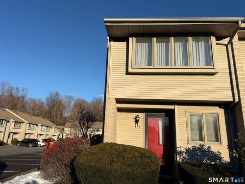 apt-5-1-827 Oronoke Rd, Waterbury, CT, 06708-3936 | Card Image