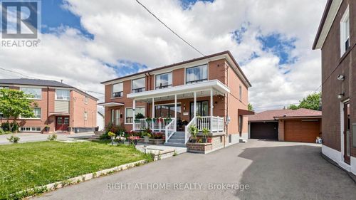 22 Brigham Court, Toronto (Elms-Old Rexdale), ON, M9W1T8 | Card Image