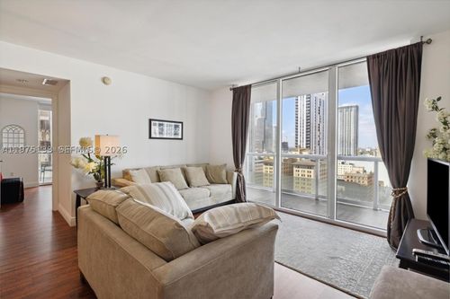 2111-50 Biscayne Blvd, Miami, FL, 33132-2934 | Card Image
