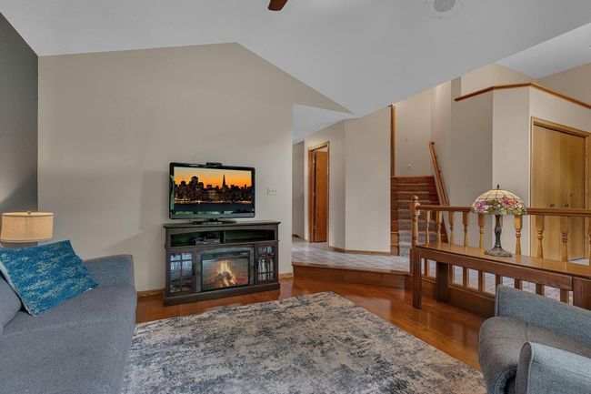 Sunken living room | Image 6