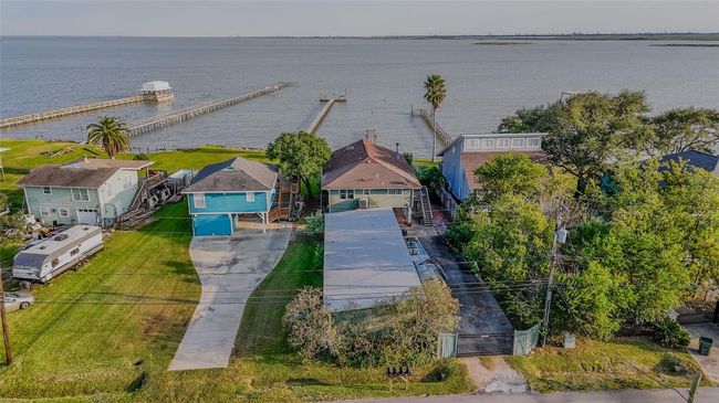1437 John St, House other with 2 bedrooms, 3 bathrooms and 4 parking in San Leon TX | Image 13