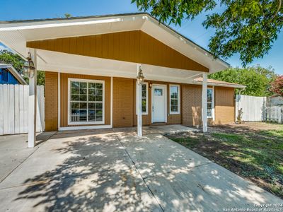 7351 Cherry Brook, House other with 3 bedrooms, 2 bathrooms and null parking in San Antonio TX | Image 3