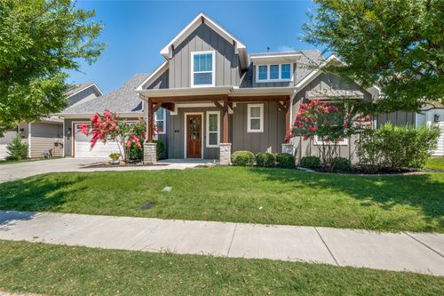 413 Village Way, Argyle, TX, 76226-2368 | Card Image