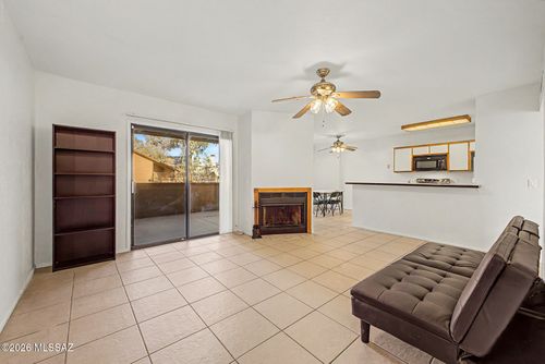 1689 W Wood Bridge Ct, Tucson, AZ, 85746-1301 | Card Image