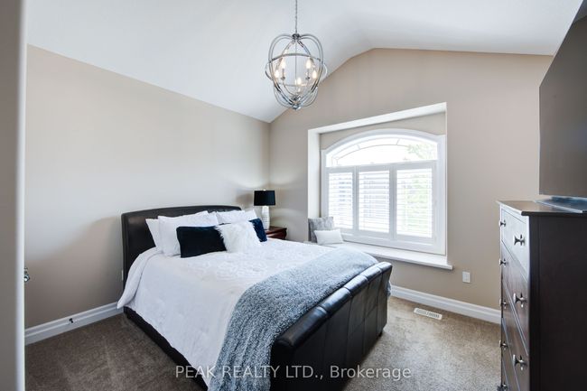 8 Loganville Lane, Condo with 3 bedrooms, 3 bathrooms and 2 parking in New Hamburg ON | Image 23