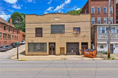 242 Merchant St, Ambridge, PA, 15003-2114 | Card Image