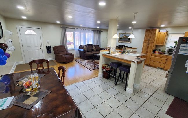 17936 66 Th Ave, House other with 3 bedrooms, 2 bathrooms and 2 parking in Tinley Park IL | Image 9