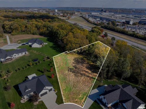 205 Ann Ave, Riverdale, IA, 52722-5720 | Card Image