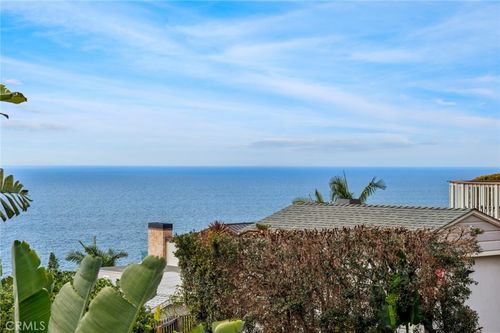 32036 Sunset Ave, Laguna Beach, CA, 92651-6832 | Card Image