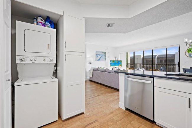 D404 - 1605 S Us Highway 1 D404, Condo with 1 bedrooms, 2 bathrooms and null parking in Jupiter FL | Image 15