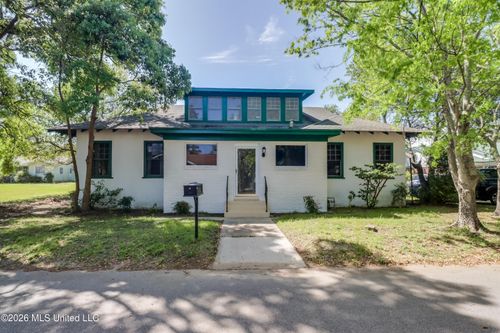 131 Suter Pl, Biloxi, MS, 39530-3765 | Card Image