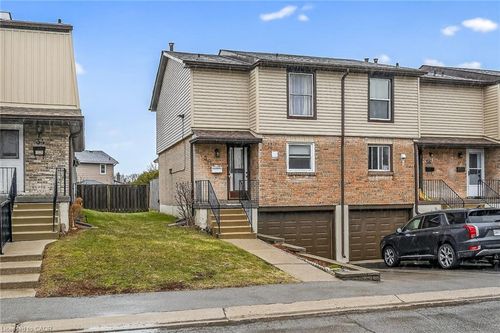 35-10 Angus Rd, Hamilton, ON, L8K6K3 | Card Image