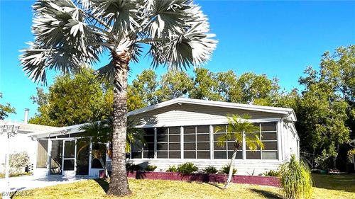 281 Ocean Reef Ln, NAPLES, FL, 34114-8437 | Card Image