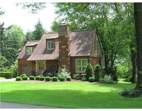 4031 Circle Dr, Bakerstown, PA, 15007-1001 | Card Image