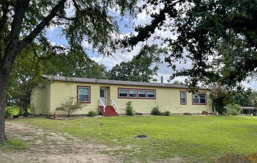 1666 Us Highway 84, Oakwood, TX, 75855-7805 | Card Image