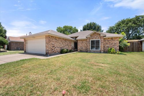 4959 Shady Oak Trl, Grand Prairie, TX, 75052-4470 | Card Image