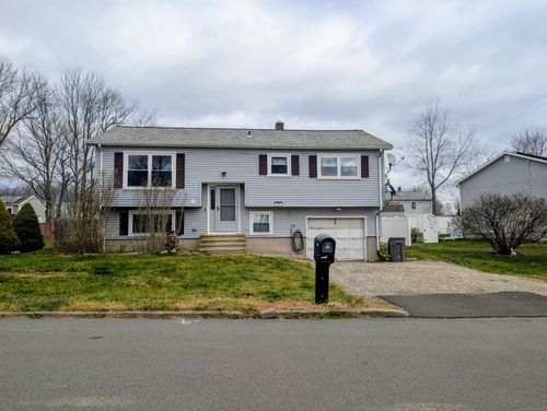 30 Cardinal Ln, Naugatuck, CT, 06770-5113 | Card Image