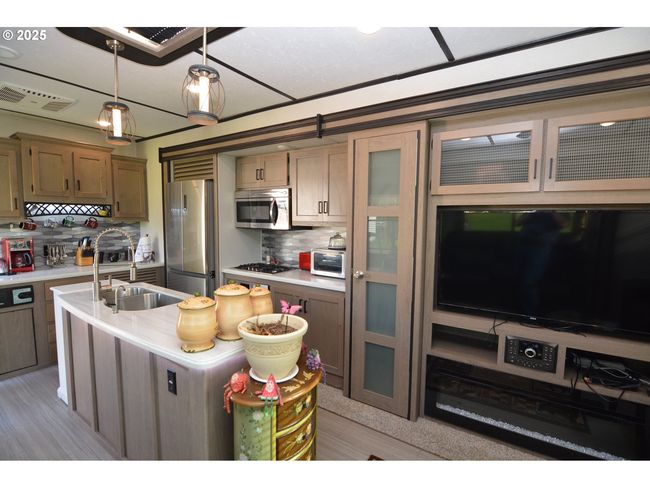 1397 State Route 506, House other with 4 bedrooms, 3 bathrooms and 4 parking in Vader WA | Image 34