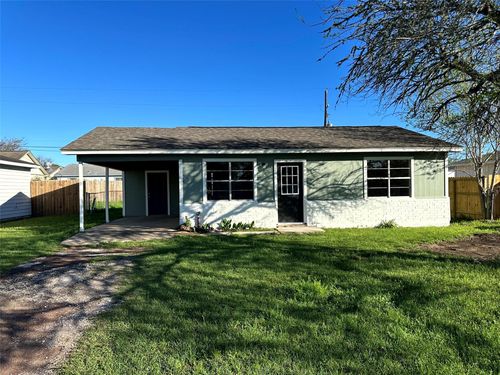 103 Will St, Willis, TX, 77378-8008 | Card Image