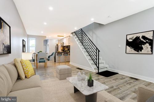 2825 E Victoria St, PHILADELPHIA, PA, 19134-6219 | Card Image