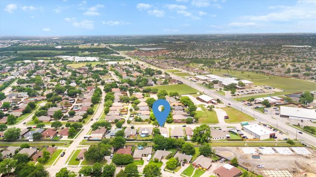 208 N Rustic Trl, House other with 3 bedrooms, 2 bathrooms and null parking in Wylie TX | Image 39