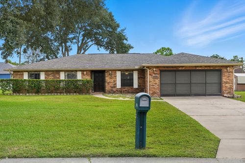 2929 Estill St, DELTONA, FL, 32738-4228 | Card Image