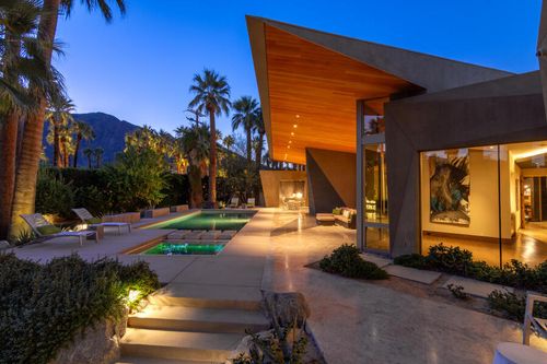 740 N Prescott Dr, Palm Springs, CA, 92262-5617 | Card Image