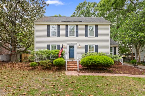 753 Milldenhall Rd, Mount Pleasant, SC, 29464-5147 | Card Image
