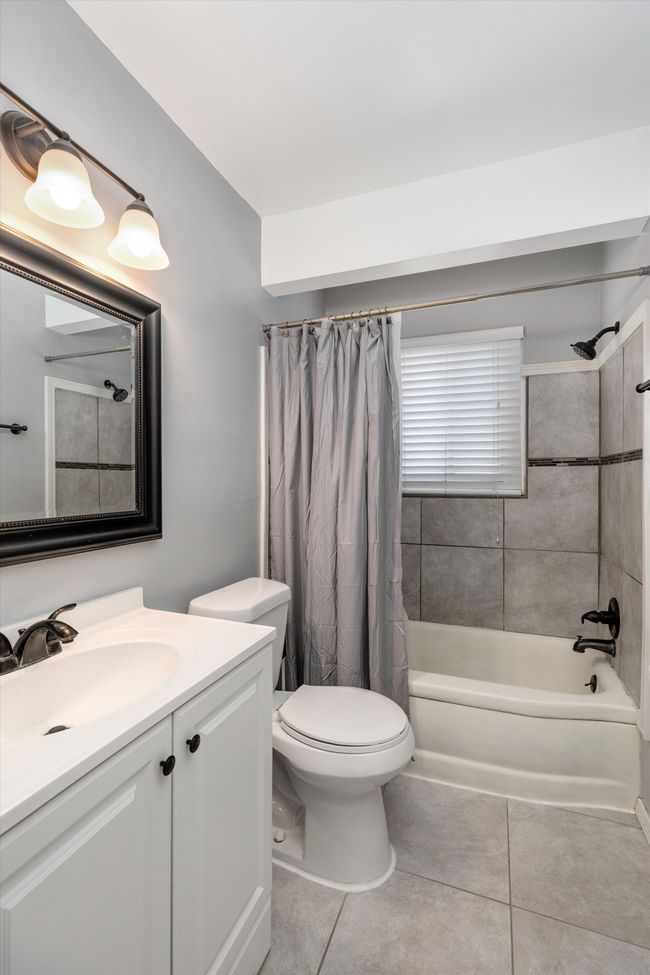 9974 Merriman Rd, House other with 3 bedrooms, 2 bathrooms and null parking in Livonia MI | Image 17