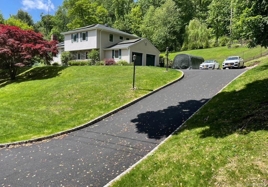 Radcliff Dr, Nyack, NY 10960