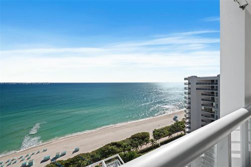 cph04-6799 Collins Ave, Miami Beach, FL, 33141-5762 | Card Image