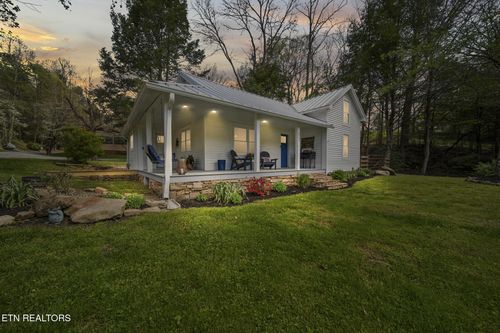6062 Stinking Creek Rd, Pioneer, TN, 37847-4302 | Card Image