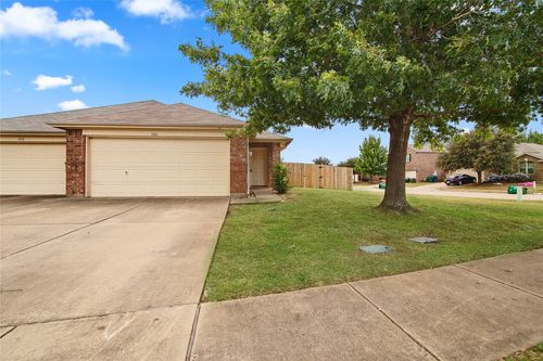 500 Canvas Ct, Crowley, TX, 76036-4337 | Card Image