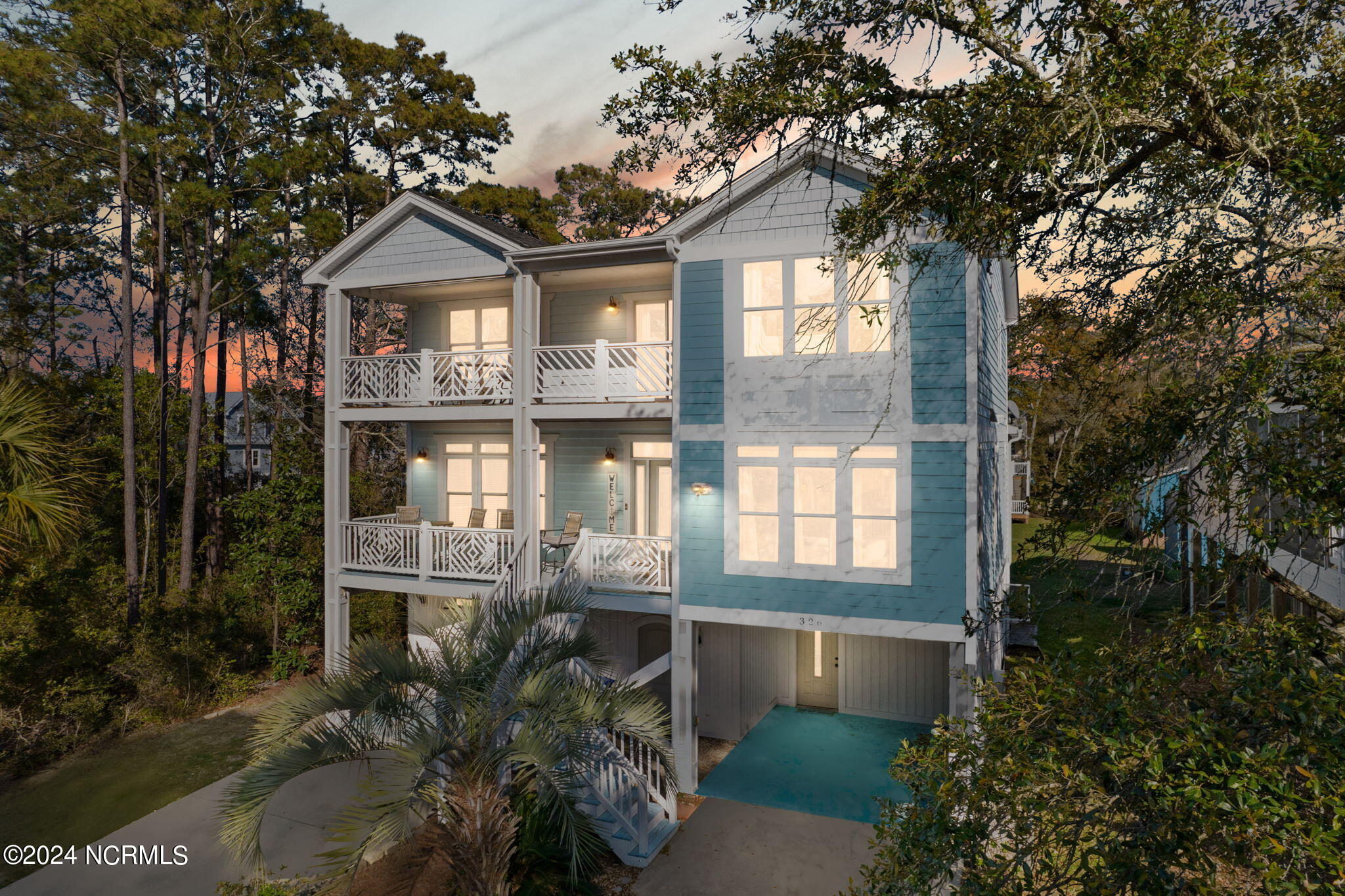42nd St, Oak Island, NC 28465