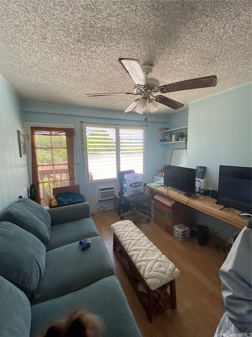 ul-479 N Kalaheo Ave, Kailua, HI, 96734-2109 | Card Image