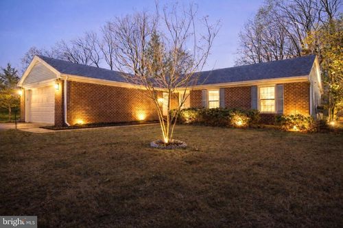 2572 Golfers Ridge Rd, ANNAPOLIS, MD, 21401-6914 | Card Image