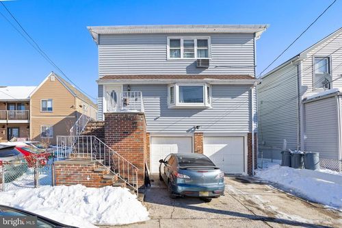 214 Morris Street, Fairview, NJ, 07022 | Card Image