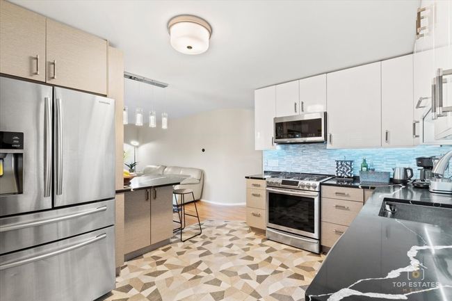 APT-209 - 1550 Sandpebble Dr, Condo with 2 bedrooms, 2 bathrooms and null parking in Wheeling IL | Image 14
