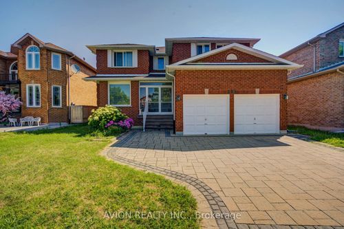 203 Valleymede Dr, Richmond Hill, ON, L4B3S4 | Card Image