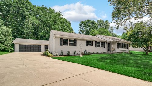 5202 Lynn Ln, Valparaiso, IN, 46383 | Card Image