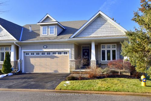 18-92 Loretta Drive, Niagara On The Lake, ON, L0S1T0 | Card Image