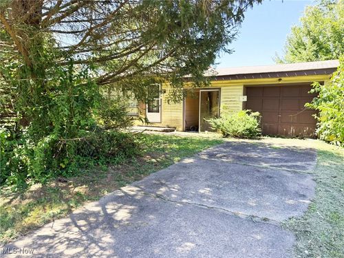 275 Haislop Rd, Washington, WV, 26181 | Card Image