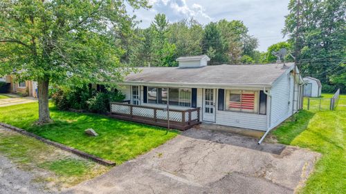 254 Kensington Rd, Vermilion, OH, 44089-2330 | Card Image
