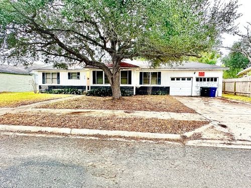 515 Vaky St, Corpus Christi, TX, 78404-2608 | Card Image
