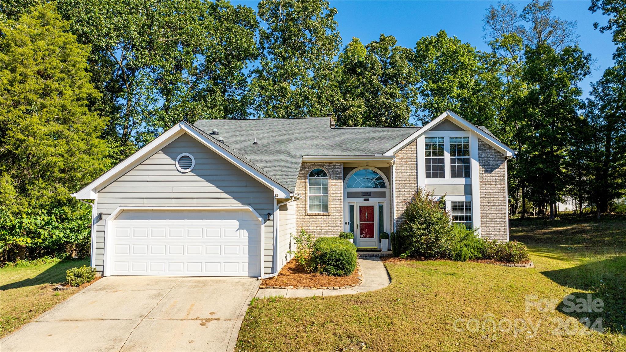 Rheinwood Ct, Matthews, NC 28105