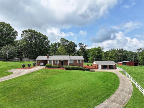 1256 Old Kentucky Rd S, Greeneville, TN, 37743-3740 | Card Image