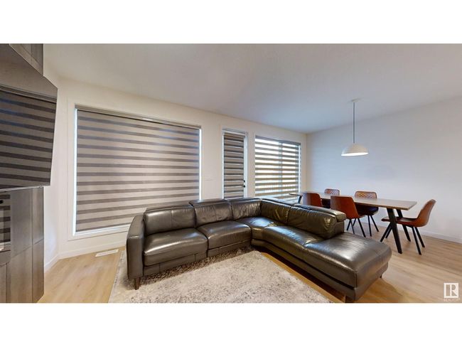 9468 Pear Cres Sw, House other with 3 bedrooms, 3 bathrooms and null parking in Edmonton AB | Image 14