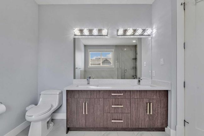 197 Kinniburgh Circle, House other with 5 bedrooms, 5 bathrooms and 6 parking in Chestermere AB | Image 26