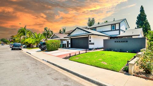 23972 Carmel Dr, Lake Forest, CA, 92630-2806 | Card Image