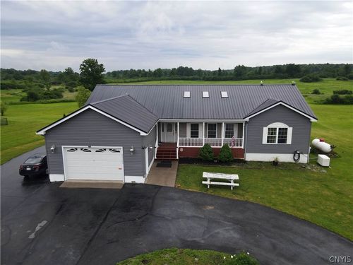 22362 Knowlesville Rd, Watertown, NY, 13601-5287 | Card Image